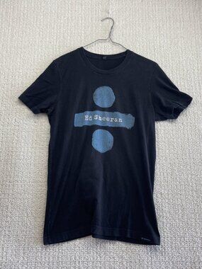 Ed Sheeran Divide Tour Band T-Shirt Black / Blue Wom Size M Fitted Music Show
